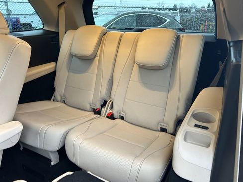 Used 2021 Mercedes-Benz GLS 450 4MATIC image 35