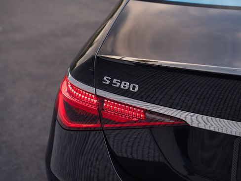 Used 2021 Mercedes-Benz S 580 4MATIC Sedan image 21