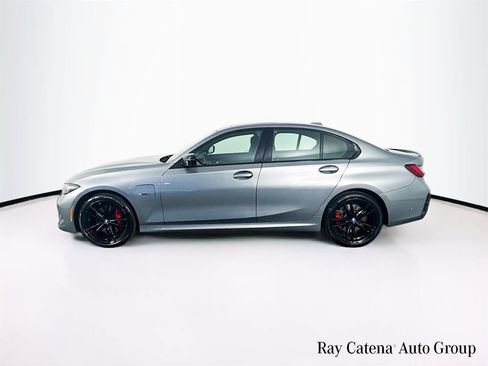 Used 2023 BMW 330e xDrive w/ M Sport Package AWD/4WD image 4