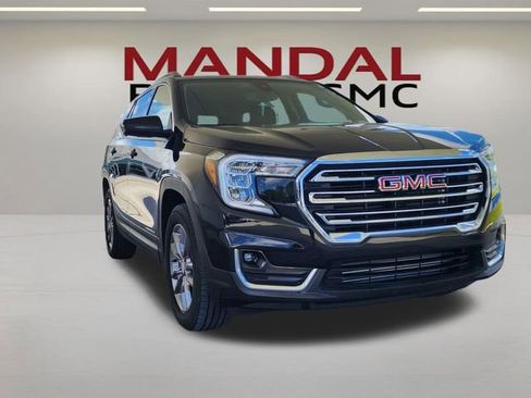 Used 2024 GMC Terrain SLT AWD/4WD image 13