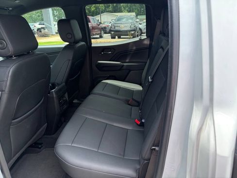 Used 2022 GMC Sierra 1500 Denali w/ Denali Carbonpro Edition AWD/4WD image 2