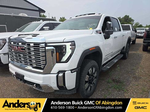 Used 2025 GMC Sierra 2500 Denali AWD/4WD image 1