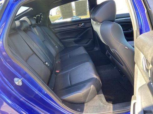 Used 2021 Honda Accord Sport image 13