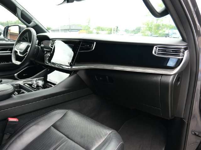 Used 2022 Jeep Wagoneer Series II AWD/4WD image 36