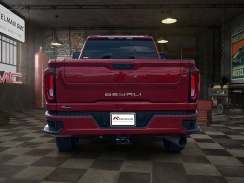 Used 2022 GMC Sierra 3500 Denali w/ Denali Ultimate Package AWD/4WD image 6