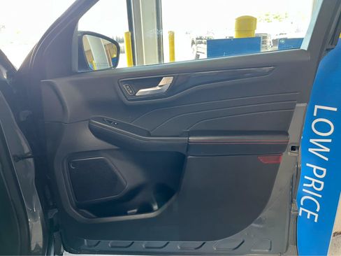 Certified 2023 Ford Escape ST-Line w/ Tech Pack #1 AWD/4WD image 42