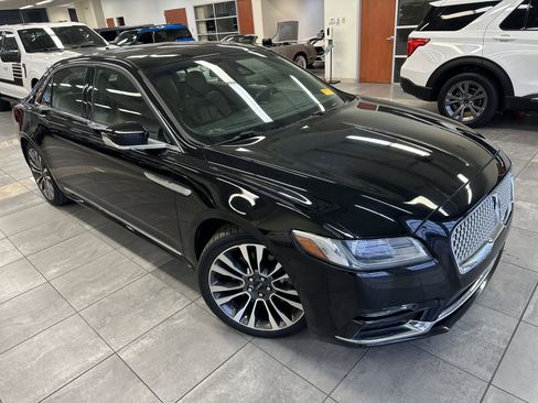 Used 2018 Lincoln Continental Reserve w/ Continental Climate Package image 7