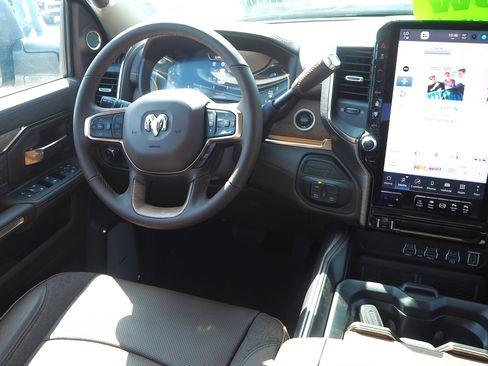 New 2025 RAM 3500 Longhorn image 25