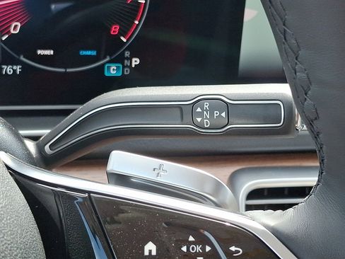 Used 2026 Mercedes-Benz GLS 450 4MATIC image 10