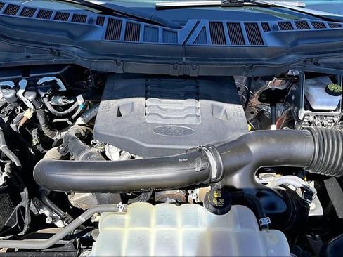 Used 2023 Ford F150 Lariat AWD/4WD image 29