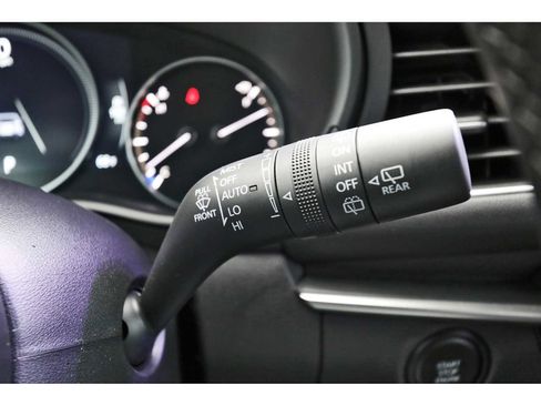 Certified 2025 MAZDA MAZDA3 s Sport image 18