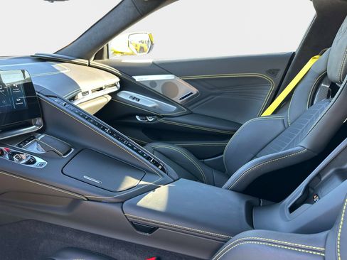 Used 2024 Chevrolet Corvette Z06 image 25