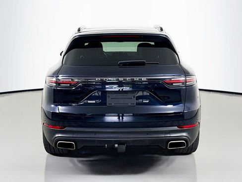 Certified 2023 Porsche Cayenne AWD/4WD image 10