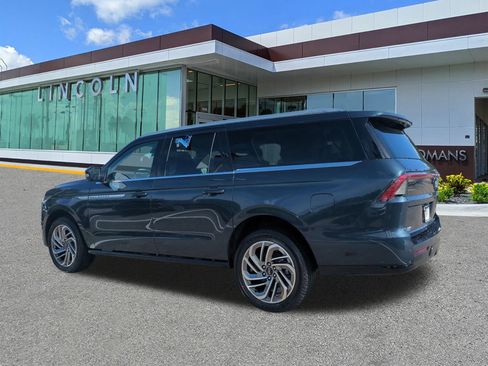 New 2025 Lincoln Navigator L Reserve image 6