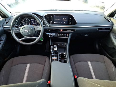 Used 2023 Hyundai Sonata SE image 9