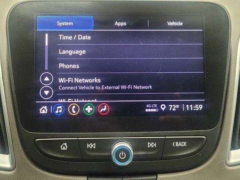 Used 2022 Chevrolet Malibu LT FWD image 25