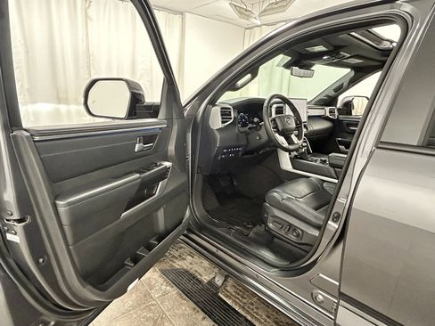Used 2024 Toyota Tundra Platinum image 26