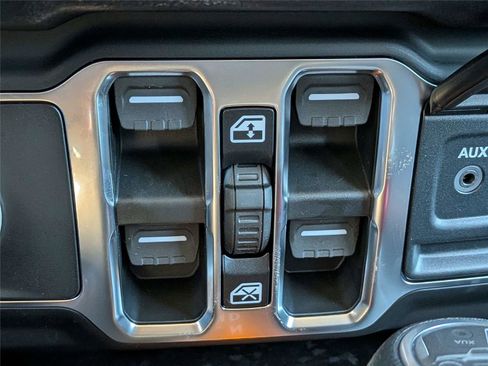 New 2026 Jeep Gladiator Sport image 22