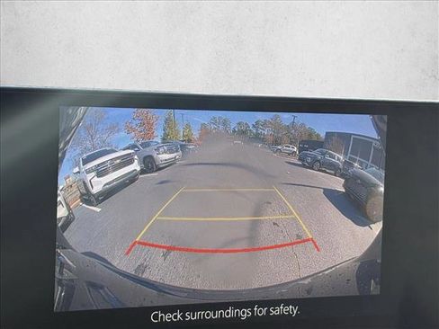 Used 2025 MAZDA CX-50 AWD 2.5 S w/ Preferred Package image 11