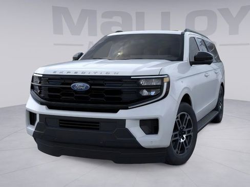 New 2026 Ford Expedition Max Active image 2