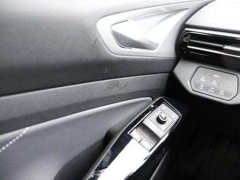 Used 2023 Volkswagen ID.4 Pro S image 25