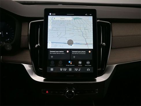 New 2026 Volvo XC90 B6 Plus w/ Protection Package Premier image 13