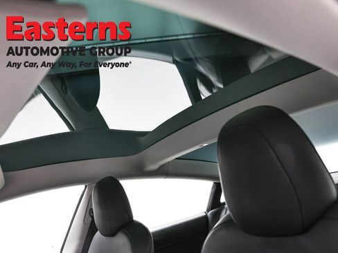 Used 2022 Tesla Model 3 RWD image 28