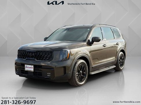 Certified 2025 Kia Telluride SX Prestige X-Pro AWD/4WD image 1