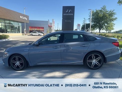 Used 2022 Honda Accord Touring image 16