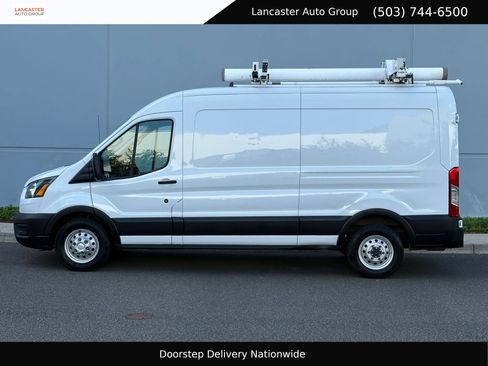 Used 2021 Ford Transit 250 Medium Roof AWD image 3