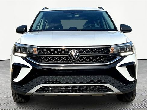 Used 2023 Volkswagen Taos S image 3