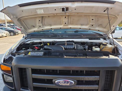Used 2009 Ford E-150 and Econoline 150 image 16