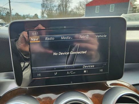 Used 2017 Mercedes-Benz C 300 C 300 4MATIC Sedan 4D image 21