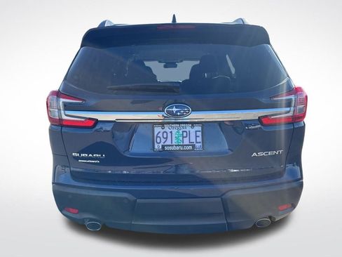 Used 2023 Subaru Ascent Premium w/ Convenience Package image 6