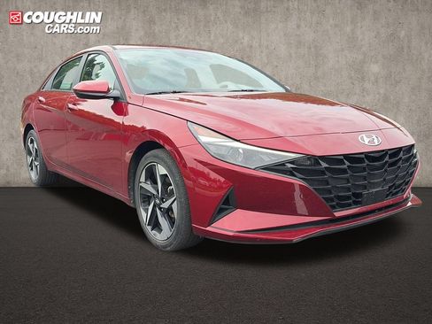 Used 2023 Hyundai Elantra SEL FWD image 1
