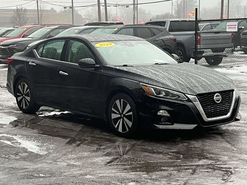 Used 2019 Nissan Altima 2.5 SV image 7
