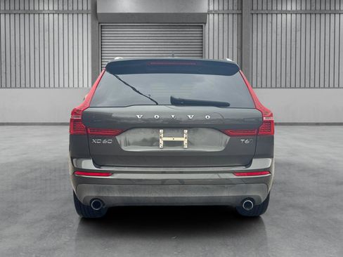 Used 2018 Volvo XC60 T6 Momentum w/ Vision Package image 9