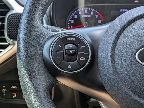 Used 2020 Kia Soul S FWD image 24