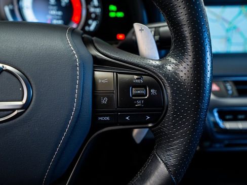 Used 2018 Lexus LC 500 Coupe image 37