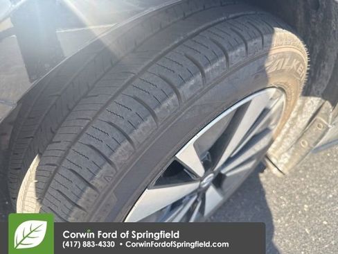 Used 2021 Nissan Altima 2.5 SV w/ SV Premium Package image 7