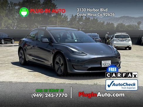 Used 2023 Tesla Model 3 Standard Range RWD image 3