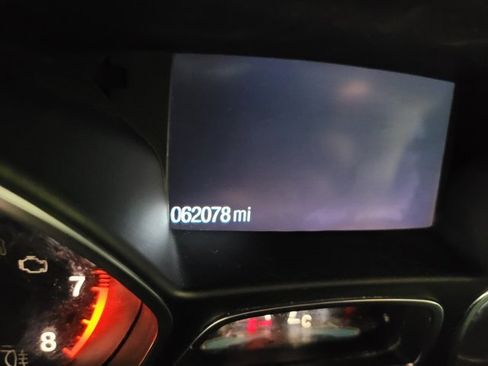 Used 2018 Ford Escape SE image 3