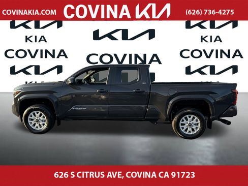Used 2024 Toyota Tacoma SR5 image 5