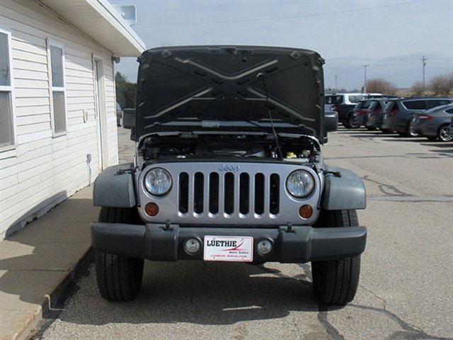 Used 2017 Jeep Wrangler Unlimited Sport w/ Quick Order Package 24S AWD/4WD image 6