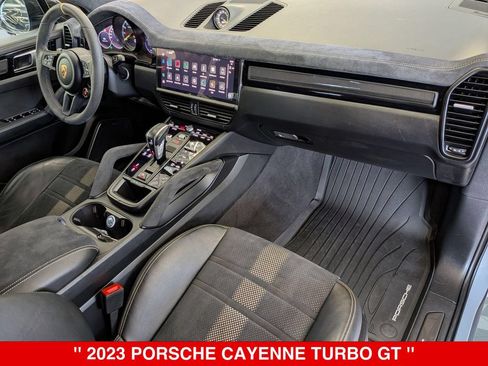 Used 2023 Porsche Cayenne Turbo GT AWD/4WD image 34