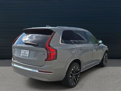 New 2026 Volvo XC90 B6 Plus w/ Protection Package Premier AWD/4WD image 5