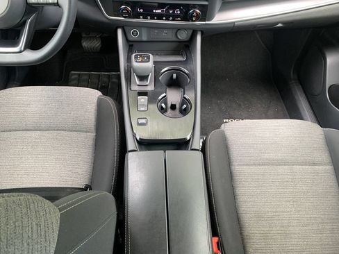 Used 2023 Nissan Rogue SV FWD image 18