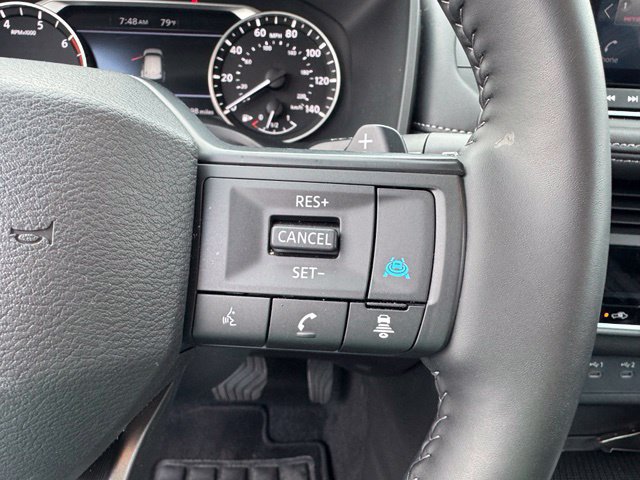 Used 2025 Nissan Rogue SV w/ SV Premium Package AWD/4WD image 16