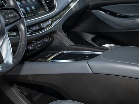 Used 2024 Buick Enclave Essence w/ Sport Touring Edition image 35