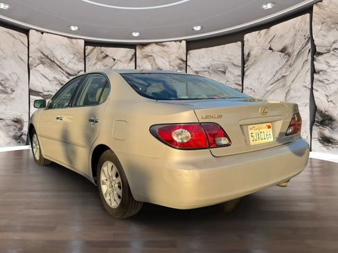 Used 2003 Lexus ES 330 w/ Premium Pkg FWD image 8